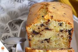 Cake Gourmand Aux Pommes Amandes Et Pepites De Chocolat Gateau Pomme Chocolat Cake Aux Pommes Cake Pomme Chocolat