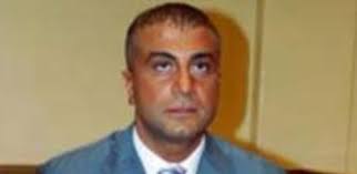 Sedat peker'in kardeşi atilla peker ile koruması yunus olcay, muğla'nın fethiye ilçesinde gözaltına alındı. 0czve3nm9jg4qm
