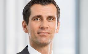 It has eight branches across azerbaijan and offers banking services for personal and business customers. Deka Vermogensmanagement Klart Nachfolge Von Steffen Selbach