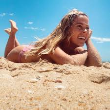 Traição e sexo aquecem natal. Ines Aires Pereira Regressa As Novelas Em Para Sempre Estou A Aprender A Ser Mae