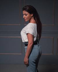 Τι έχει να πει για τα αρνητικά σχόλια και όσους της έκαναν body shaming; Helena Paparizou Kalo Mhna Filarakia Elpizw Na Eiste Kala Kai Na Perasate Ena Yperoxo Kalokairi Tis Epomenes Meres 8a Akoysete Ena Olokainoyrgio Single Apo To Neo Moy Album Apoxrwseis