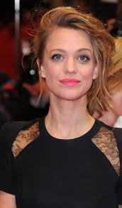 Heike makatsch (born 13 august 1971) is a german actress, best known for her television appearances. I Pinimg Com Originals 0e 99 5b 0e995b4eadd776a