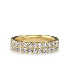 Want to stay in budget so you can start saving up for your wedding? Beautiful Wedding Bands For Women And Men At Shane Co