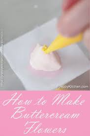 How To Make Buttercream Flowers Video Cake Decorating Flowers Buttercream Flowers Cake Decorating Piping