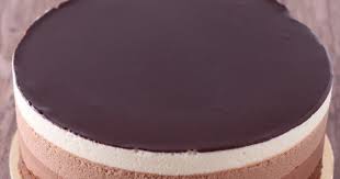 Blog De Patisserie Et De Cuisine Des Centaines De Recettes Tres Detaillees Pour Que La Reussite Gateau Trois Chocolat Recette Gateau Opera Gateaux Et Desserts