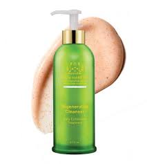 The 8 Best Natural Face Washes Of 2021