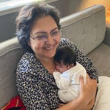 Sanjana Rishi's Instagram, Twitter & Facebook