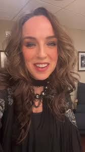 Lyn Howard's Instagram, Twitter & Facebook