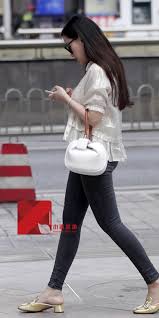 动漫女被c黄漫扒衣服「下拉观看」