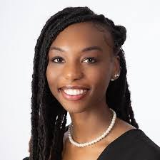 Nicole Reeder's Instagram, Twitter & Facebook