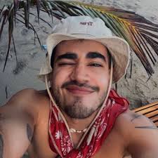 Andreina Hernandez (@andresosita)