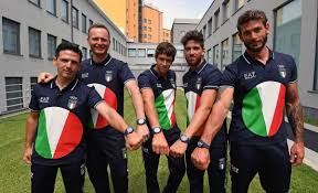 May 28, 2021 · simon yates vince in solitaria la diciannovesima tappa del giro d'italia, 176 km da abbiategrasso ad alpe di mera. Italia Ecco La Divisa Per Tokyo 2020 Foto Sportmediaset
