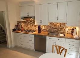 Backsplash For White Kitchen Cabinets Kitchen Cabinets And Backsplash Backsplash Kitchen White Cabinets Kitchen Cabinets Decor