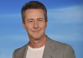 Edward Norton descubre que es pariente de Pocahontas