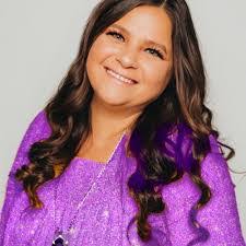 Jewell Long's Instagram, Twitter & Facebook