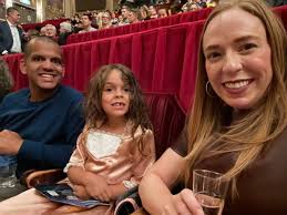 Sarah Dysart (@SarahDysart)