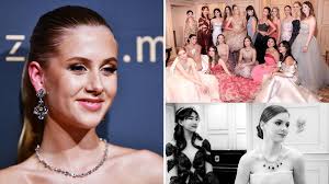 Leah isadora behn, Kongelig