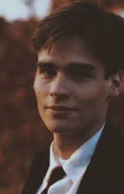 𝒍𝒐𝒐𝒌 𝒂𝒕 𝒕𝒉𝒊𝒏𝒈𝒔 𝒂 𝒅𝒊𝒇𝒇𝒆𝒓𝒆𝒏𝒕 𝒘𝒂𝒚, 𝐝𝐞𝐚𝐝 𝐩𝐨𝐞𝐭  𝐬𝐨𝐜𝐢𝐞𝐭𝐲