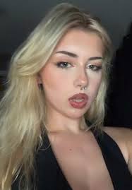 She Tastes Like Candy Song