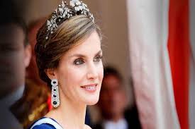 We did not find results for: Ce ApariÈie Regina Letizia A Spaniei SuperbÄ Intr O Rochie FloralÄ