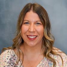 Misti Warren's Instagram, Twitter & Facebook