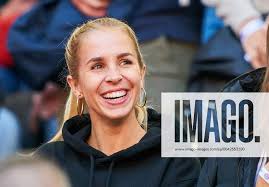 Nina Weiss's Instagram, Twitter & Facebook