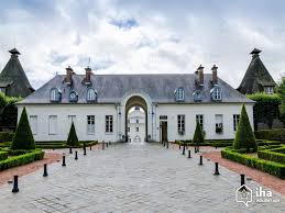 Couches Chateau De La Verrerie Le Creusot Jpeg 1600 1200 French Villa French Castles Castle