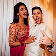 Divas rocking blue eye make. Priyanka Chopra Age Height Biography 2020 Wiki Net Worth Boyfriend
