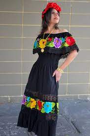 Jersey dress with red roses. Black Mexican Dress With Flowers Off 68 Medpharmres Com