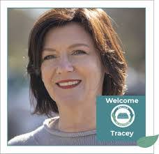 Tracey Pryor's Instagram, Twitter & Facebook