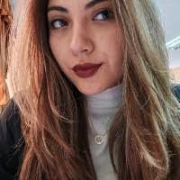 Karen Haro's Instagram, Twitter & Facebook