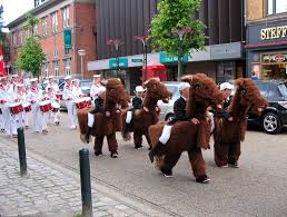 نتیجه جستجوی لغت [parade] در گوگل