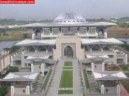 Dikatakan seni bina seperti ini sama seperti di sumatera. World Beautiful Mosques Pictures