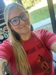 Erin Lawley's Instagram, Twitter & Facebook