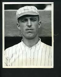 THIS DATE IN NY GIANTS HISTORY: SEPTEMBER 23, 1908 SEPTEMBER 23, 1908 Fred  Merkle's failure to touch second after an apparent game-winning hit by Al  Bridwell scoring Moose McCormick from third costs