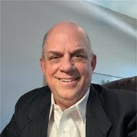 Clyde Fraley's Instagram, Twitter & Facebook