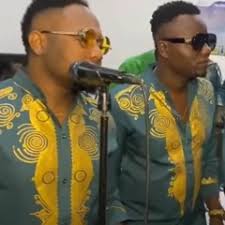 Stream 5eme commandement by mrcompas