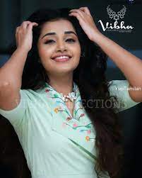 Mary astor,melvyn douglas and two children are all embracing one another in a scene from the film 'and so they were married', 1936. Anupama Parameshwaran Latest Spicy Photos In Hd