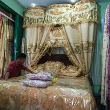 Orang tua juga dapat lebih tenang melakukan aktivitas yang lain karena yakin bayi terjaga dengan baik.kali ini, kami akan membahas mengenai cara. Kamar Pengantin Dengan Kelambu Serba Pengantin