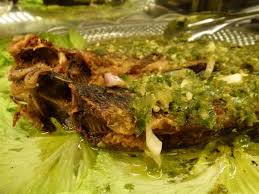 Ikan tongkol, cabai rawit, cabai merah, tomat, daun salam, serai, jahe, kunyit, kemiri, lengkuas, bawang merah, air jeruk nipis. à¦Ÿ à¦‡à¦Ÿ à¦° Lesung Batu Cafe Ikan Keli Goreng Sambal Hijau At Lesung Batu Cafe For Berbuka Puasa Http T Co Doun1y34