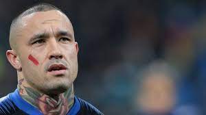 Radja nainggolan ile ilgili tüm haberleri ve son dakika radja nainggolan haber ve gelişmelerini bu sayfamızdan takip edebilirsiniz. Inter Mailand Suspendiert Radja Nainggolan Eurosport