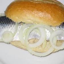 Fischbrotchen Bismarck Brotchen Rezept Fisch Brotchen Brotchen Bismarckbrotchen