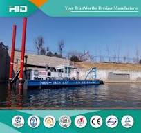 10 Barco de dragado de succión por cortador de pulgadas, bomba de casco, escalera oscilante de dragado en venta