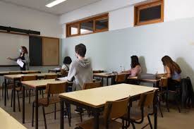 Os alunos do secundário vão hoje conhecer os resultados dos exames nacionais, pouco mais de duas semanas depois de ter terminado a primeira fase. Medias Nos Exames Nacionais Sobem So Duas Disciplinas Registam Piores Resultados