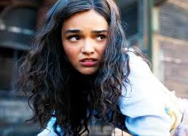 6 Hints In The Hunger Games Franchise That Lucy Gray Baird Lived (Including  Sunrise On The Reaping)