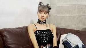 After the success of her 2008 film scandal makers. Blackpink S Lisa Is First K Pop Idol To Hit 20m Instagram Followers Sbs Popasia