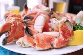 His guy is actually a girl, who pulls up her truck up in front of a local farm stand loaded down with stone crab and florida shrimp. 5 Minute Steamed Stone Crab Claws Kit S Kitchen