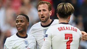 'football brings together communities from all backgrounds'. 0wss7nm Qftp7m