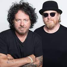 Toto — stranger in town (greatest hits: Toto Feiert Grosse Party Im Schlosspark Tussling Muhldorf