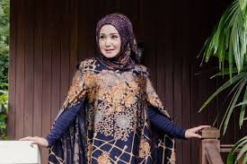 We did not find results for: Chord Gitar Dan Lirik Lagu Nyanyian Rindu Dipopulerkan Evie Tamala Sonora Id
